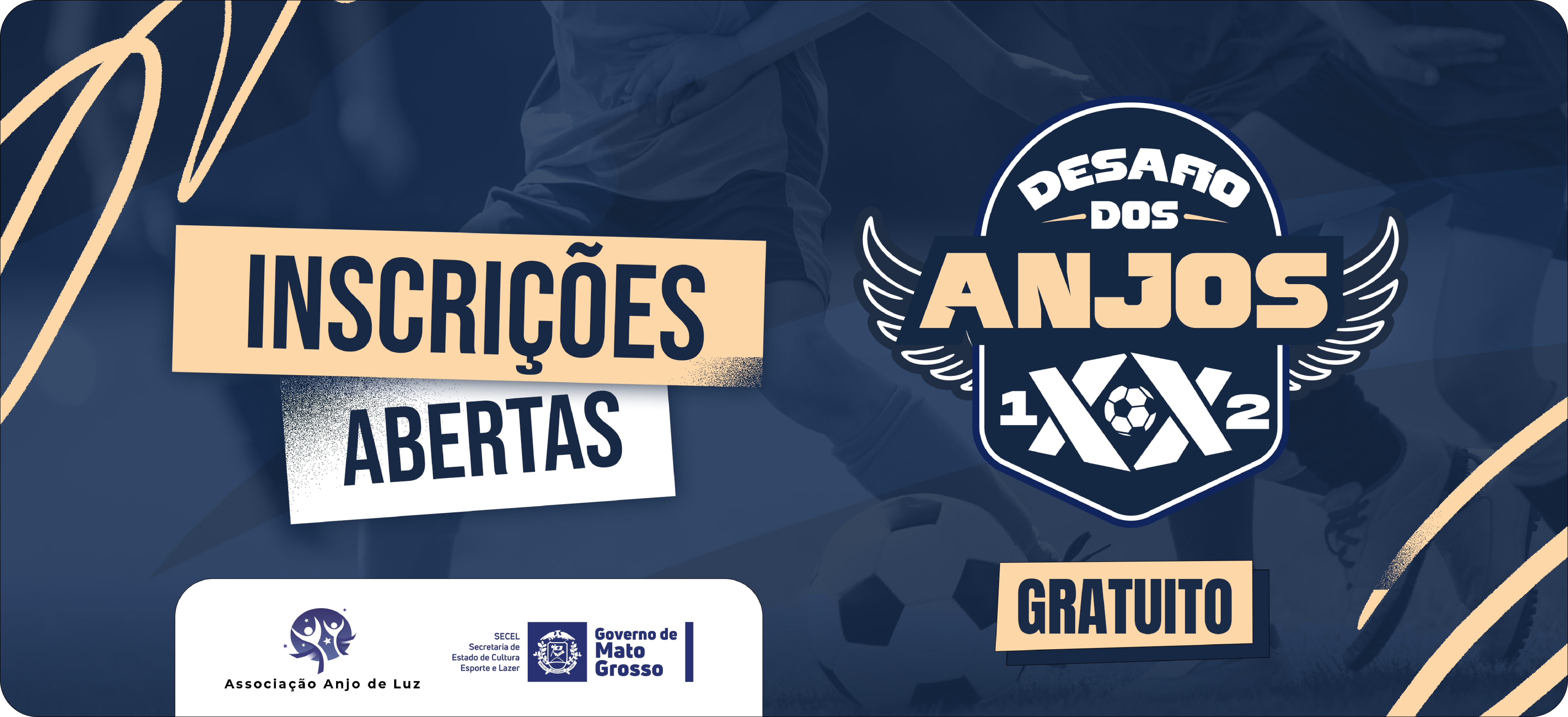 Crianças jogando futebol